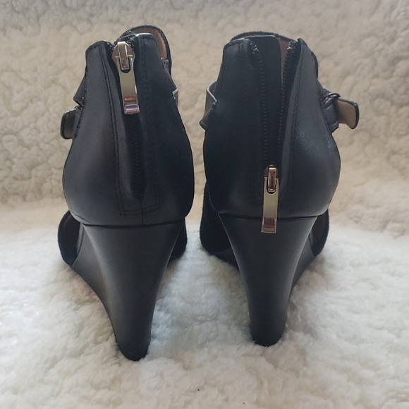 French Connection black wedge cut-out booties - Picture 5 of 6